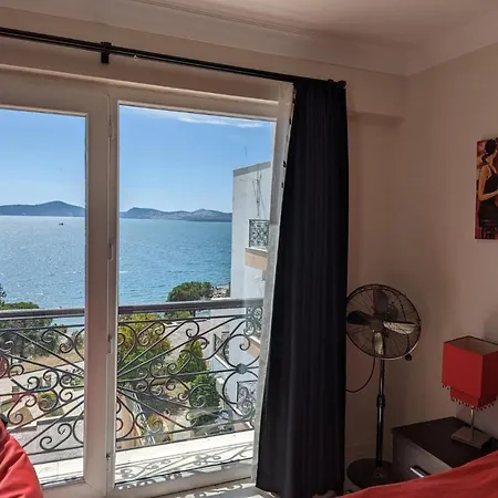 Sea View 2 -penthouse * Gulluk